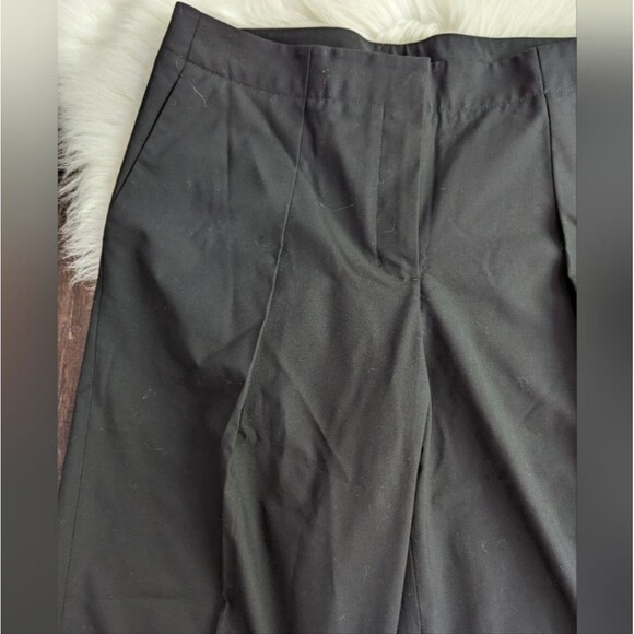 Kit and Ace Wool Silk Pleated Wide Leg Knee Shorts black size Walk the Line 8 - Picture 3 of 7